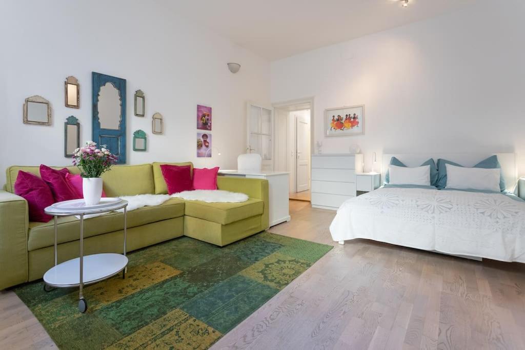 Danube Art Apartments Vienna Exterior photo