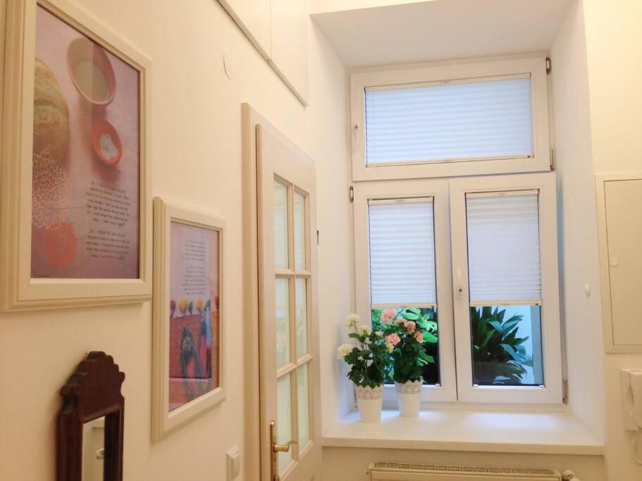 Danube Art Apartments Vienna Exterior photo